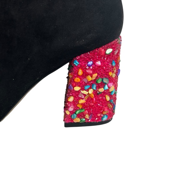 Betsey Johnson Kassie Black Faux Suede Ankle Bootie Rhinestone Block Heel Size 8 - Picture 6 of 8